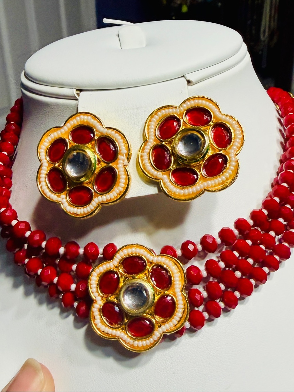 BRAND NEW Red Crystal Beaded Kundan Flower Choker Set - Red Rani Earrings - 2 Pc